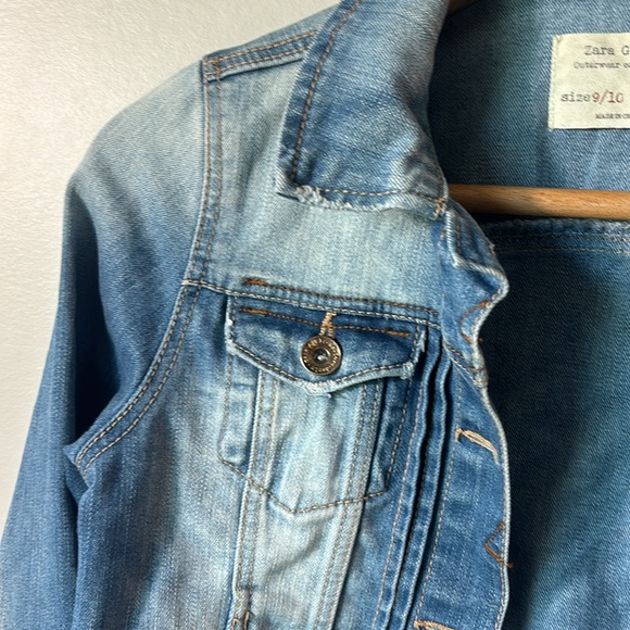 Zara Girls Kids Denim Jacket in size 9/10. - Picture 4 of 7